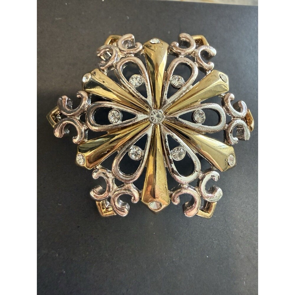 Vintage Metal & Rhinestones Snowflake Shape Brooch Pin Gold Tone Women's Jewelry